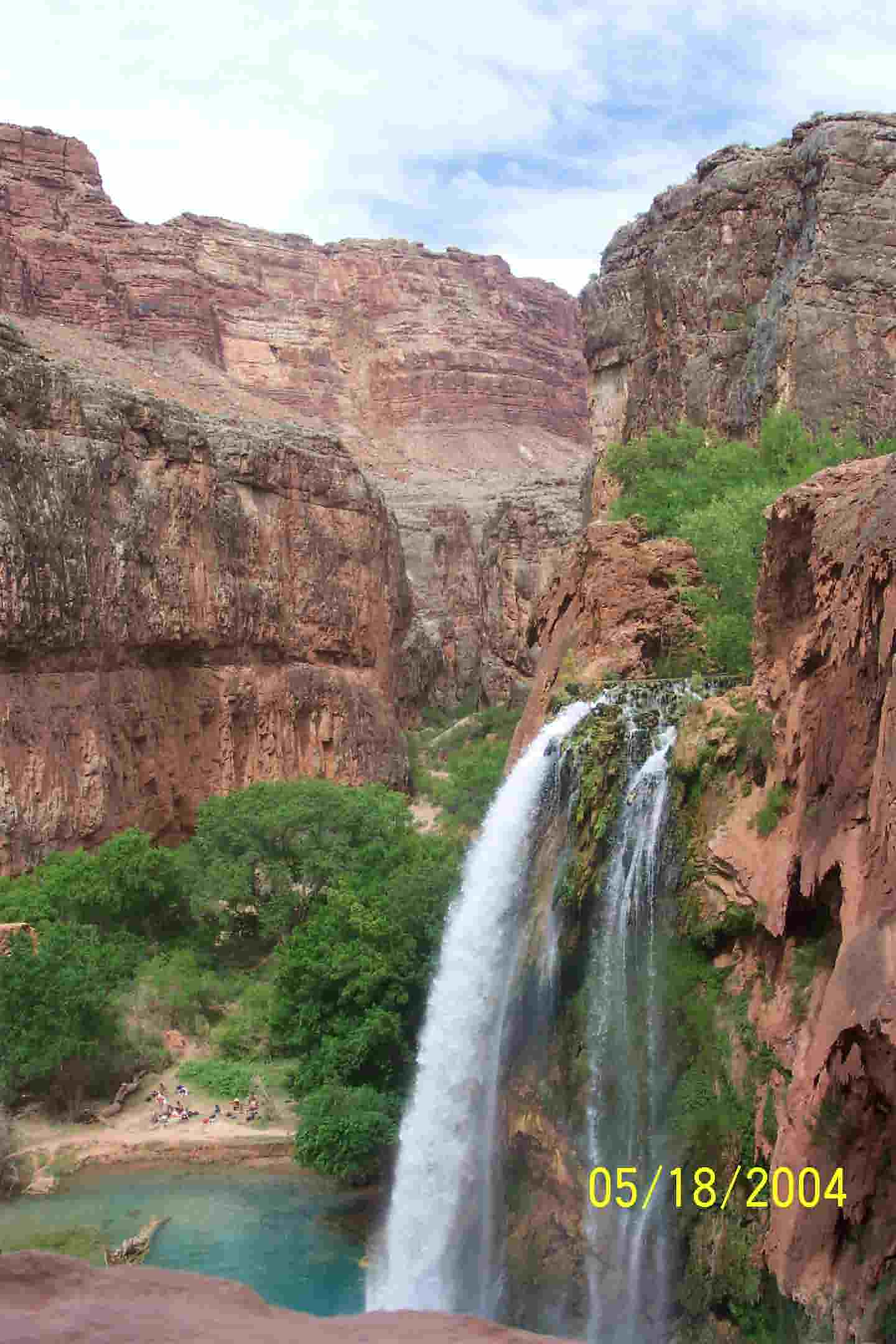 Havasu Falls, Mooney Falls, Supai Falls and Navajo Falls Arizona Hiking Pictures